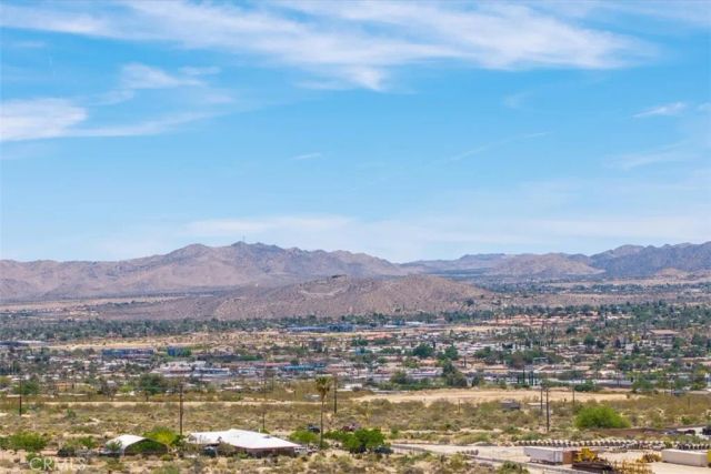 55652 Buena Vista, Yucca Valley, CA 92284