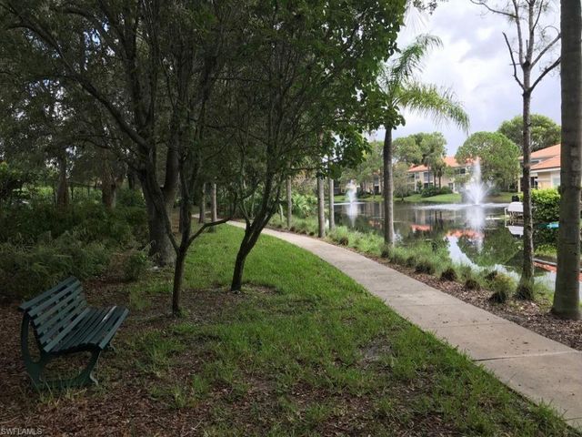 6816 Satinleaf RD S 104, Naples, FL 34109