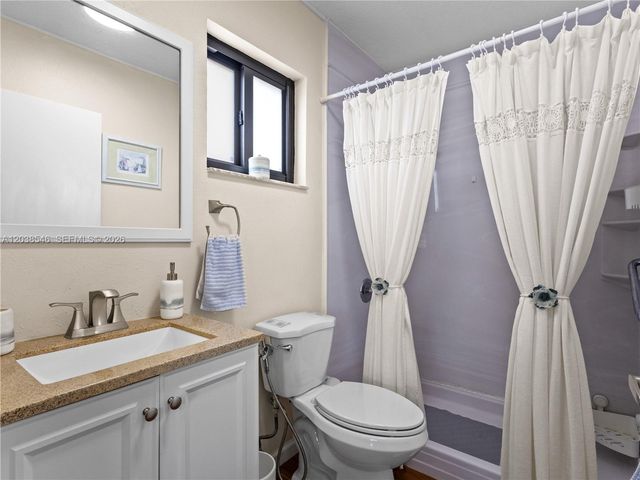 10532 NW 30th Ave., Miami, FL 33147