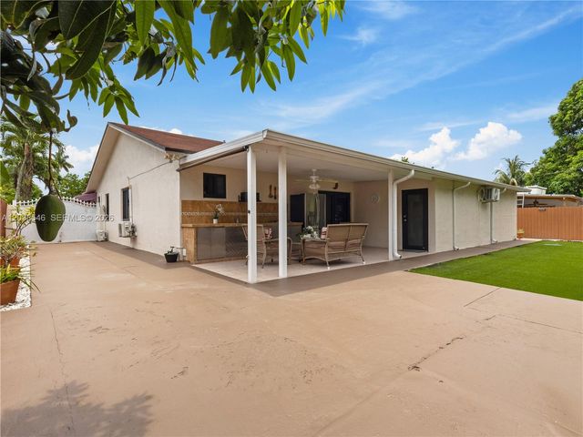 10532 NW 30th Ave., Miami, FL 33147