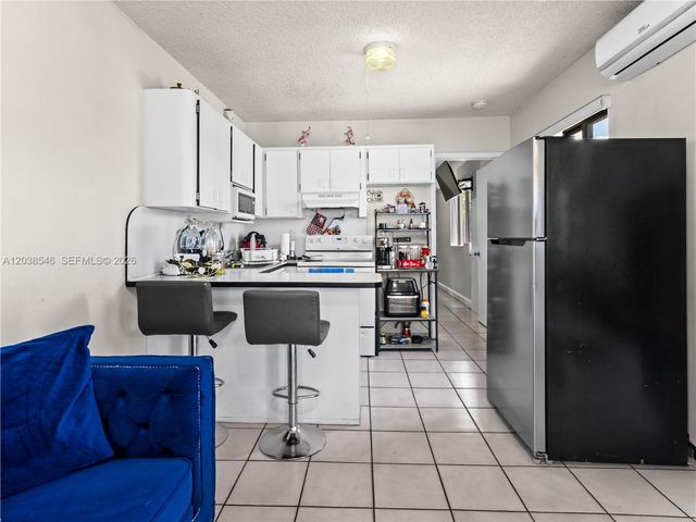 10532 NW 30th Ave., Miami, FL 33147