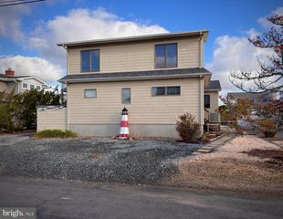 407 BRISTOL RD, South Bethany, DE 19930