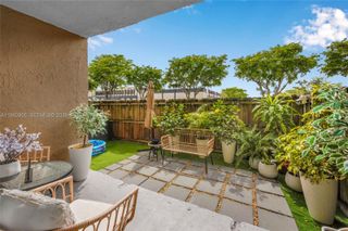 10900 SW 104th St 110, Miami, FL 33176