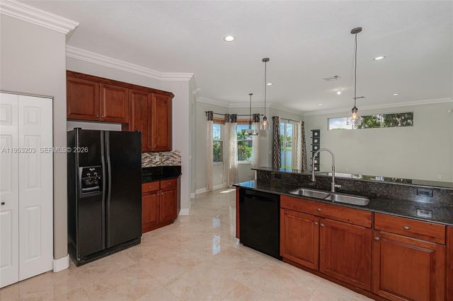 2021 SW 176th Ave, Miramar, FL 33029