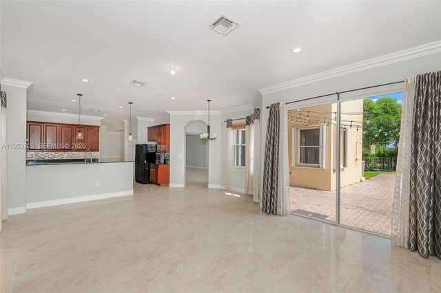 2021 SW 176th Ave, Miramar, FL 33029