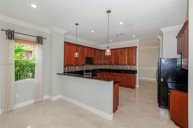 2021 SW 176th Ave, Miramar, FL 33029