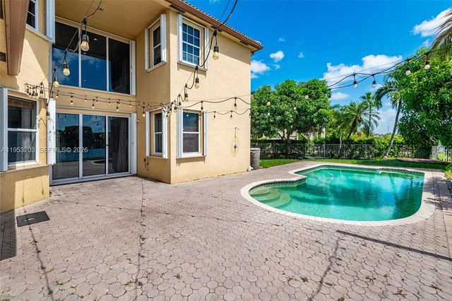 2021 SW 176th Ave, Miramar, FL 33029