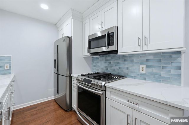 253 Park Avenue 305, Rutherford, NJ 07070