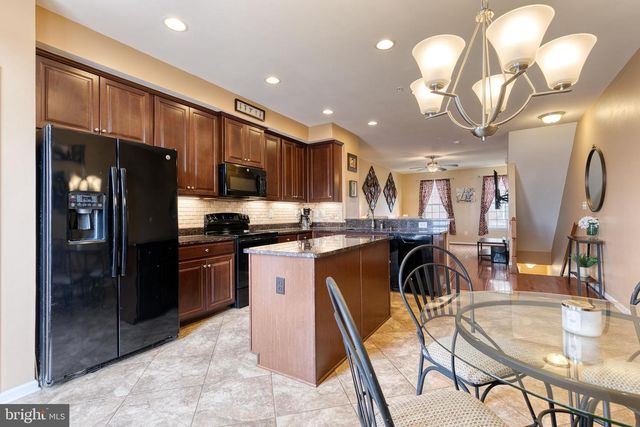 904 S MACON ST S, Baltimore, MD 21224