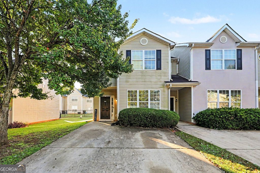 2262 Nicole Drive, Hampton, GA 30228 — exterior
