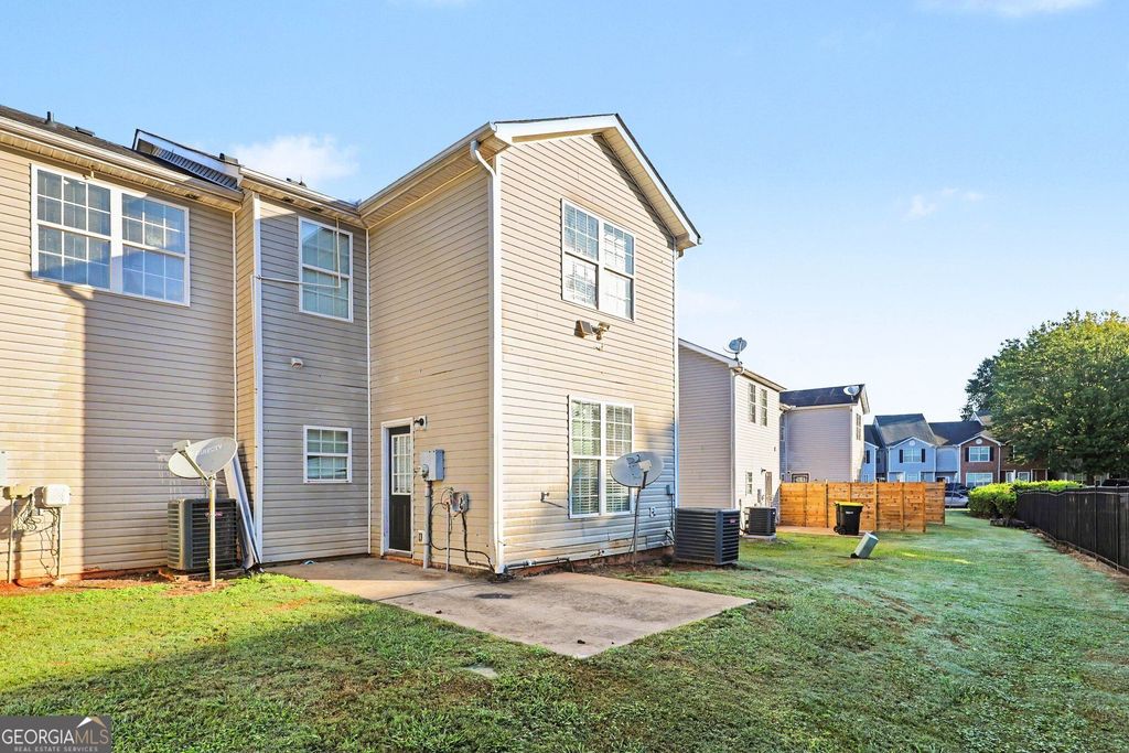 2262 Nicole Drive, Hampton, GA 30228 — photo 2