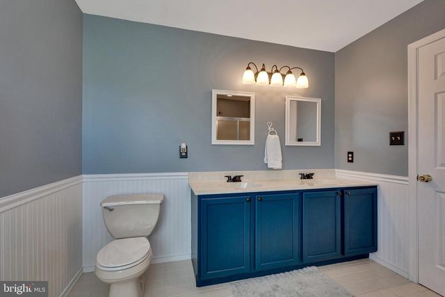 48 JESSICA CIR, Schwenksville, PA 19473