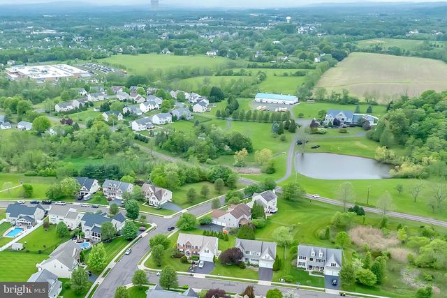 48 JESSICA CIR, Schwenksville, PA 19473