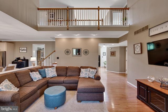 48 JESSICA CIR, Schwenksville, PA 19473