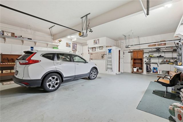 17 Saint Andrews Lane, Holiday Island, AR 72631