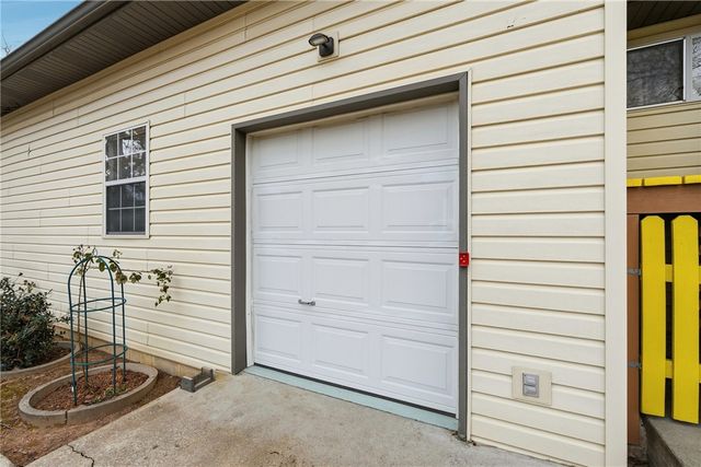 17 Saint Andrews Lane, Holiday Island, AR 72631