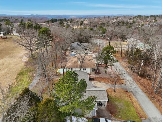 17 Saint Andrews Lane, Holiday Island, AR 72631