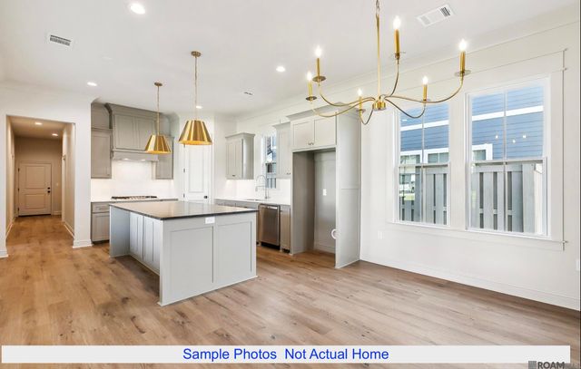 4063 Memorial Square, Zachary, LA 70791