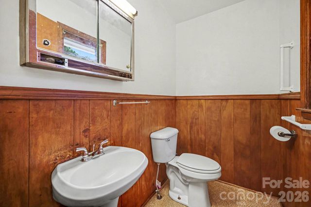 1145 Craigbrow Circle, Chester, SC 29706