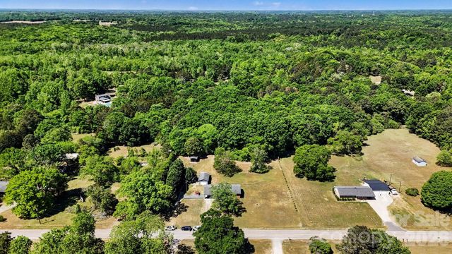1145 Craigbrow Circle, Chester, SC 29706
