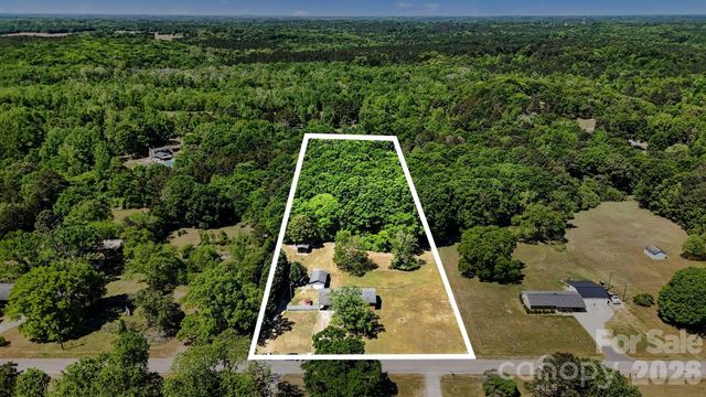 1145 Craigbrow Circle, Chester, SC 29706