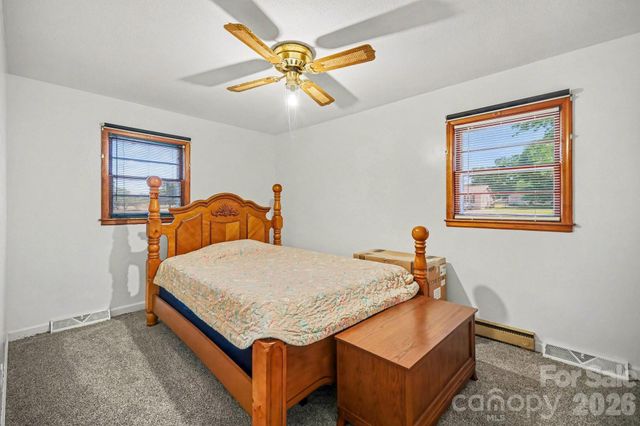 1145 Craigbrow Circle, Chester, SC 29706