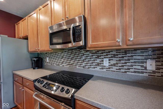 15962 Venito Trail, Fishers, IN 46037