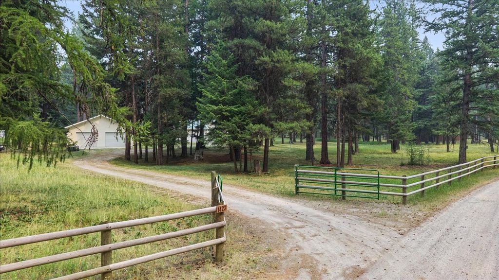 1423 Rogers Lane, Kila, MT 59920 photo 3