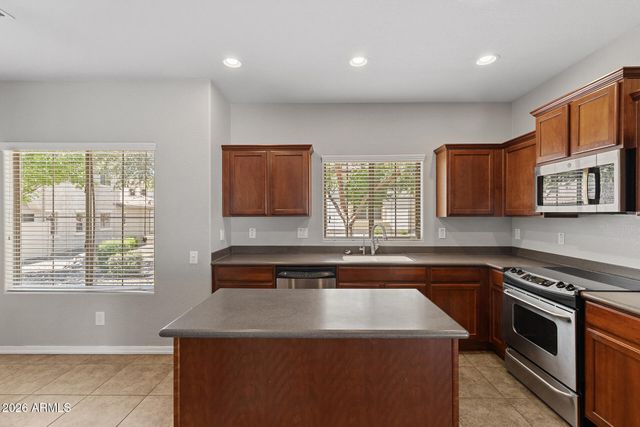 26712 N BABBLING BROOK Drive, Phoenix, AZ 85083