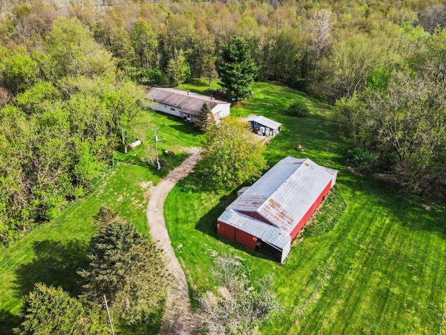 9849 W V Avenue, Prairie Ronde Twp, MI 49087