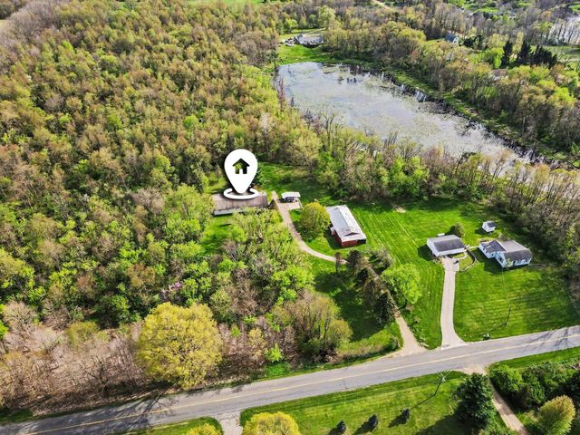 9849 W V Avenue, Prairie Ronde Twp, MI 49087