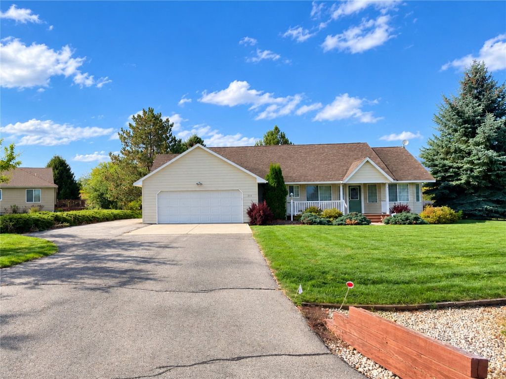 223 Carriage Road, Hamilton, MT 59840 photo 2