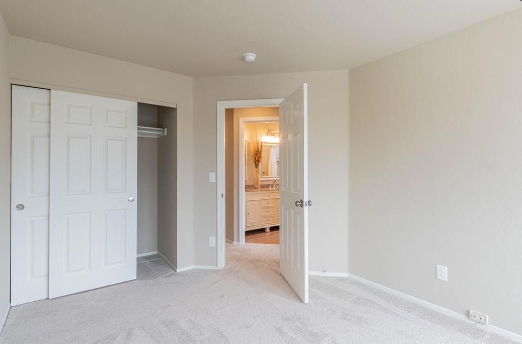 Image 31 of property listing at 10 Rex Circle, Salinas, CA 93906