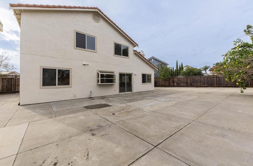 Image 37 of property listing at 10 Rex Circle, Salinas, CA 93906