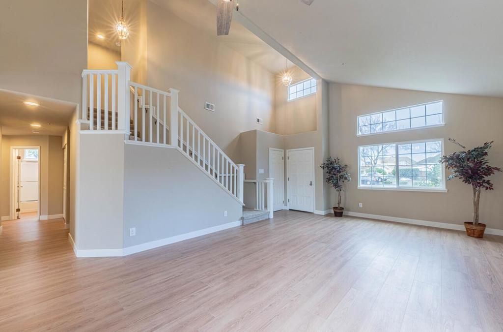 Image 7 of property listing at 10 Rex Circle, Salinas, CA 93906