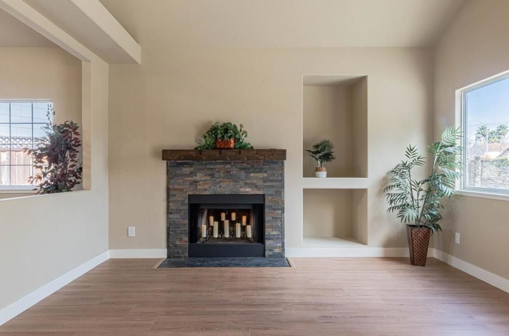 Image 8 of property listing at 10 Rex Circle, Salinas, CA 93906