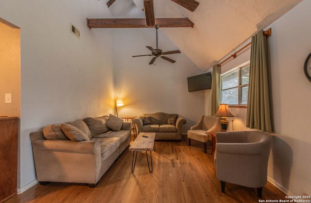6121 Tanglewood Trl, Spring Branch, TX 78070
