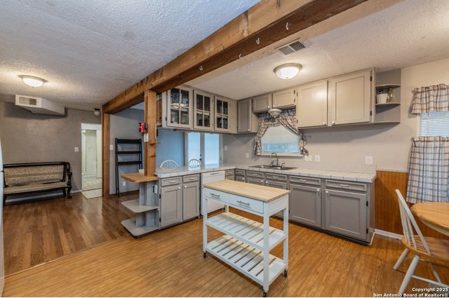 6121 Tanglewood Trl, Spring Branch, TX 78070