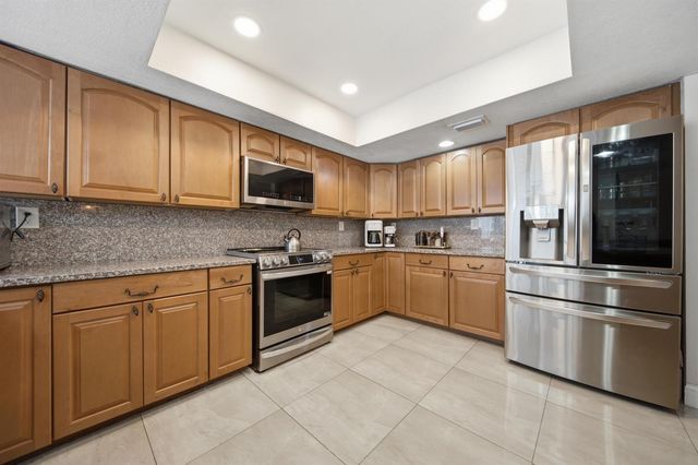 2651 NW 107th Avenue, Coral Springs, FL 33065