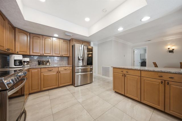 2651 NW 107th Avenue, Coral Springs, FL 33065