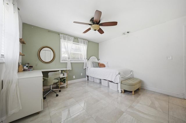 2651 NW 107th Avenue, Coral Springs, FL 33065