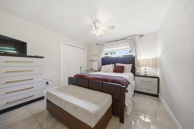 2651 NW 107th Avenue, Coral Springs, FL 33065