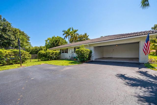 2651 NW 107th Avenue, Coral Springs, FL 33065