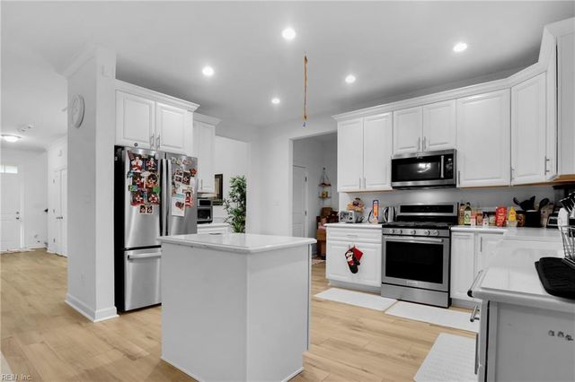 1401 Quiet CT, Portsmouth, VA 23701