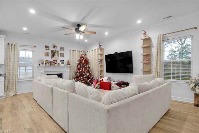 1401 Quiet CT, Portsmouth, VA 23701