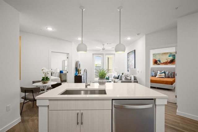 6324 N Lamar BLVD 419, Austin, TX 78752