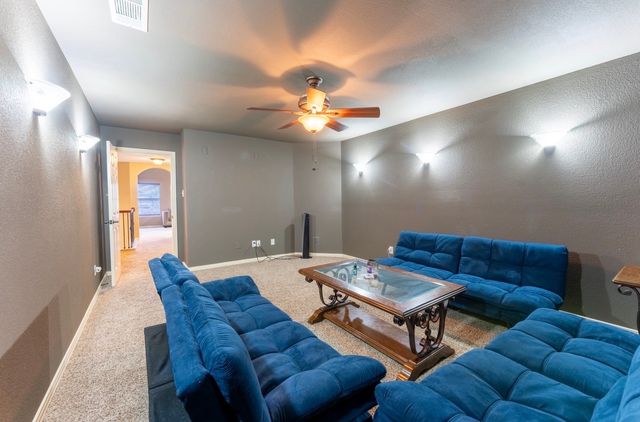 1302 Granada Court, Midlothian, TX 76065