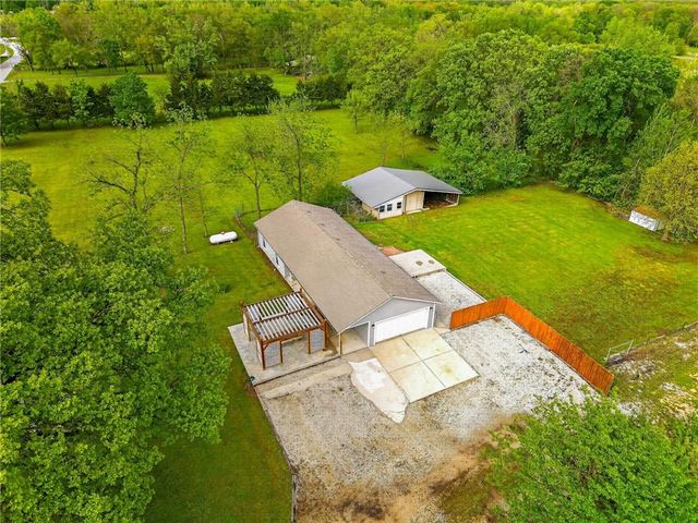 429 NW 1601st Road, Kingsville, MO 64061