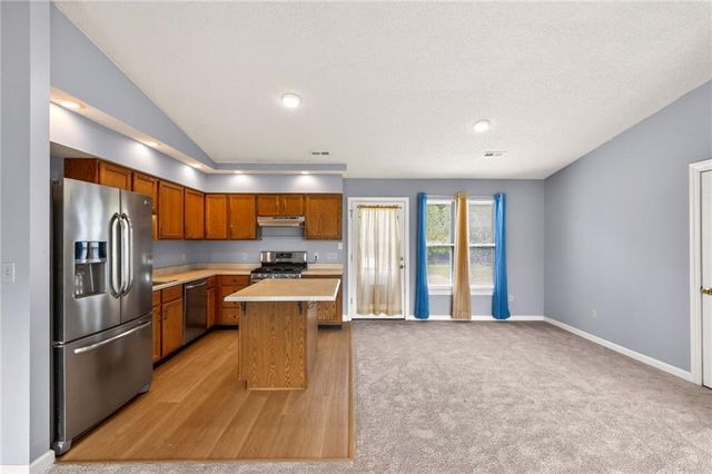 429 NW 1601st Road, Kingsville, MO 64061