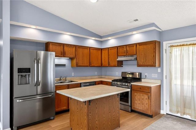 429 NW 1601st Road, Kingsville, MO 64061